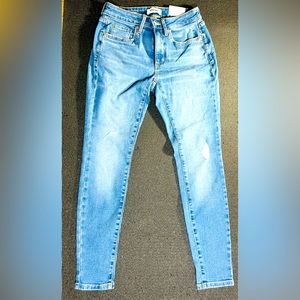 Sonoma Curvy Jegging 2R mild destroy style